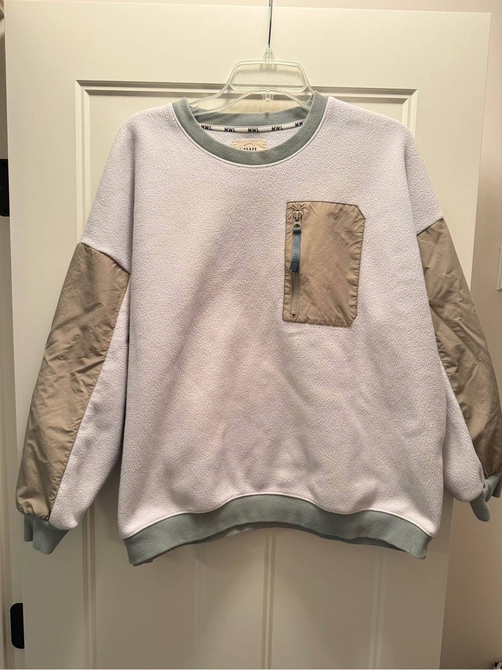 Madewell Women's Crewneck Fleece Sweatshirt - Light Gray & Tan Pocket